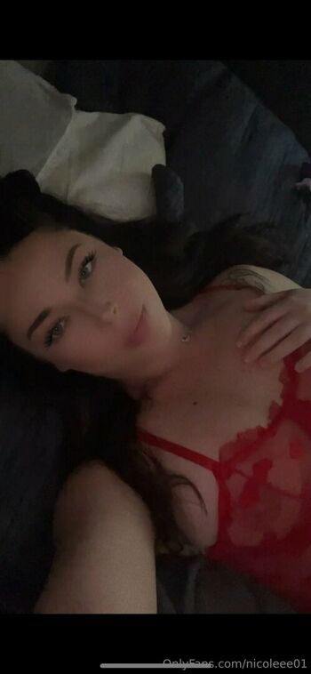 nicoleee01