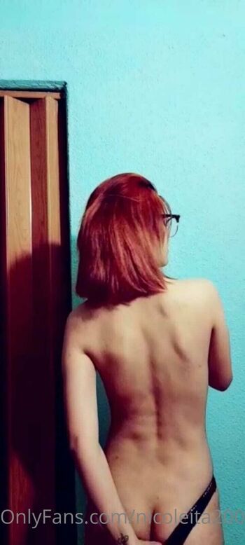 nicoleita2000