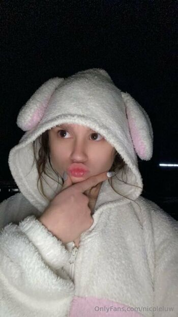 nicoleluw