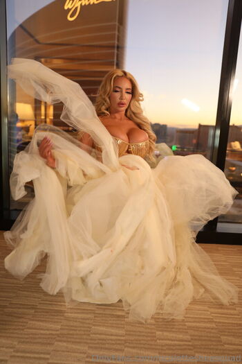 Nicolette__shea