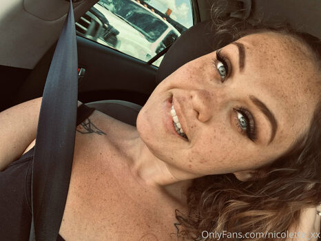 nicolette_xx