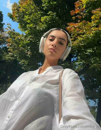 nika_la