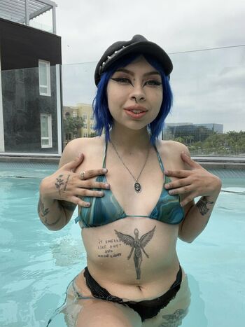Nikki Carrreon
