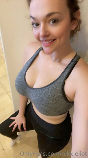 Nikki Eliot
