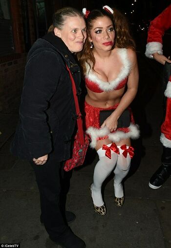 Nikki Sanderson