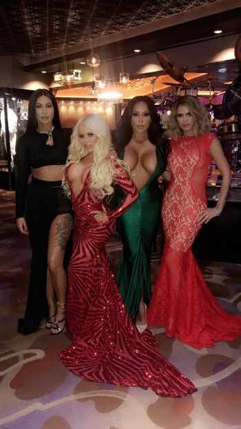 nikkidelano