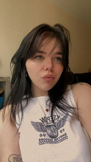 nikkiinatural