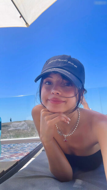 Nina Chuba