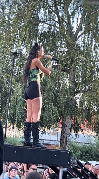 Nina Chuba