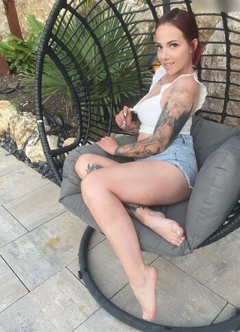 Nina Devil