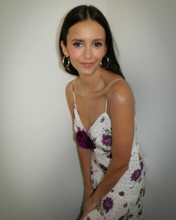 Nina Dobrev