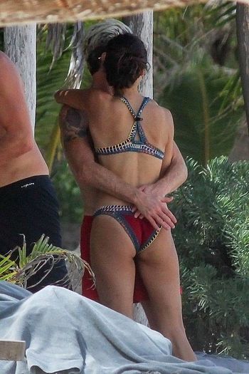 Nina Dobrev