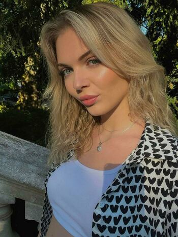 nina_dvg