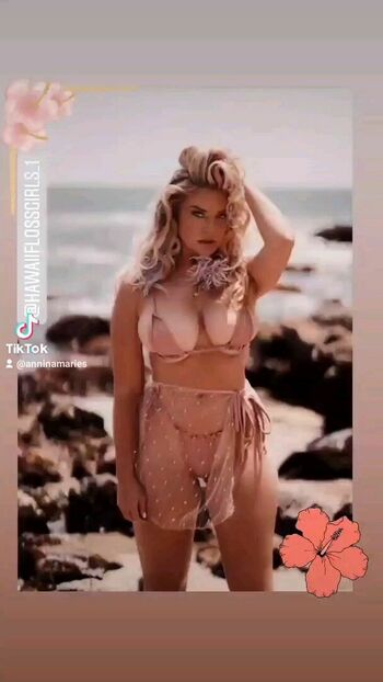 Nina_Sttar