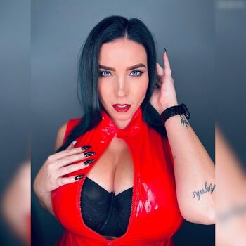 Nina von Horn