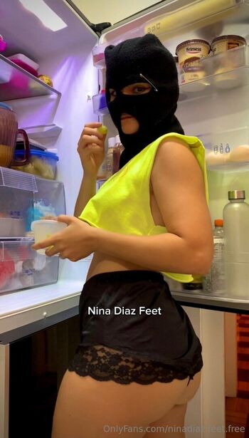 ninadiaz.feet.free