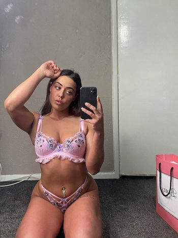 NinaFoxxy