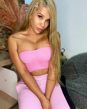 ninagomezts