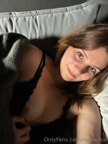 Nisha.Fox