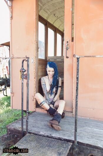 Noemi Riot