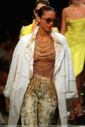 Noémie Lenoir