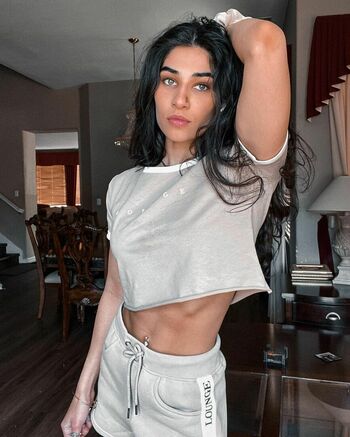 Nylawho