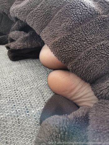 nylonfeetladyswitzerland