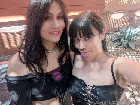 Nyxi Leon