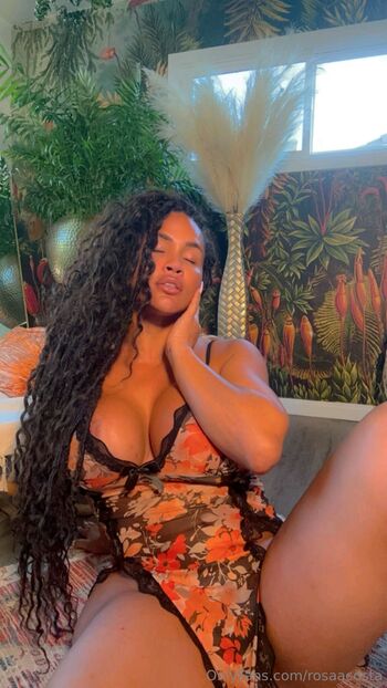 officialrosaacosta