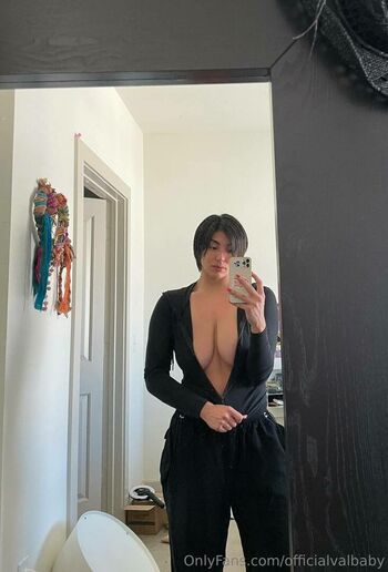 Officialvalbaby/Valeriaijones