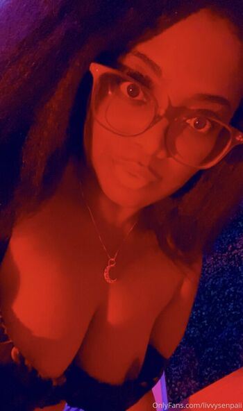 ohlivvynoir