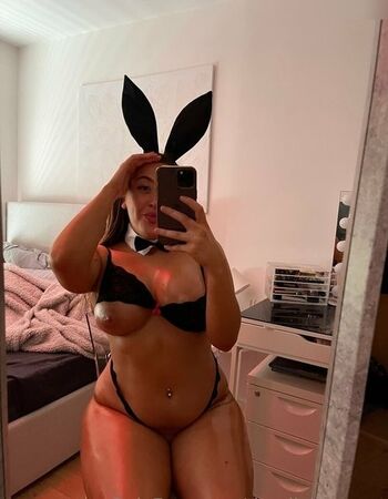 Olivia Monet