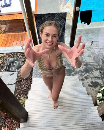 Olivia Steel