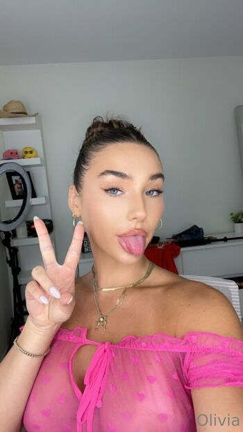 oliviaj4