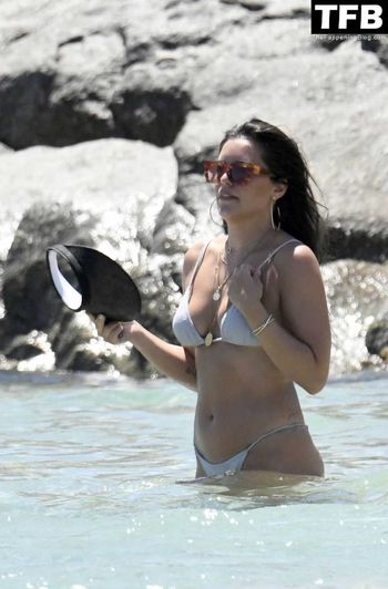 Olympia Valance