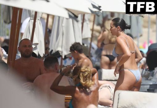Olympia Valance
