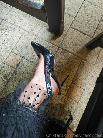 only_fancy_feet