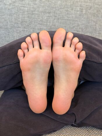 onlymyfeetx
