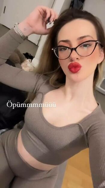 Oznur Guven