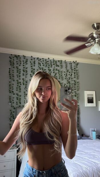 Paige Mackenzie
