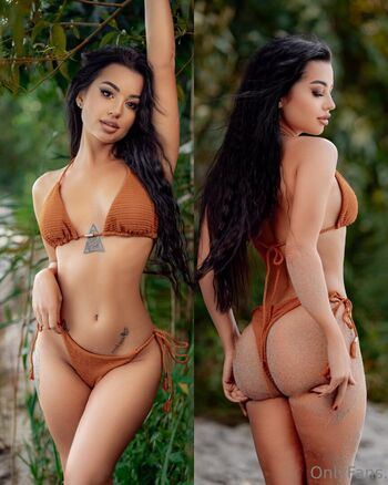 pamela_ana1derson