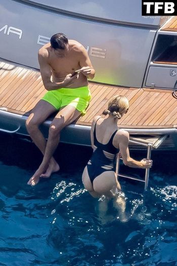Paris Hilton