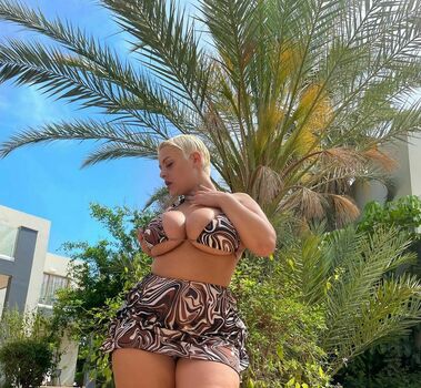 Peaches