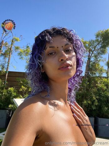 peachgoeslive