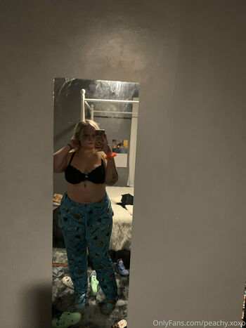peachy.xoxo
