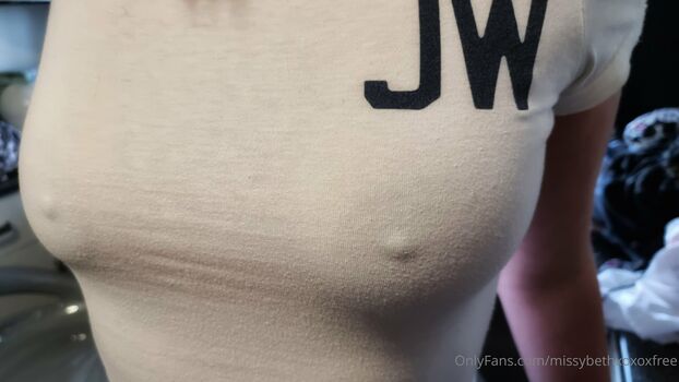 peachybethxxxfree