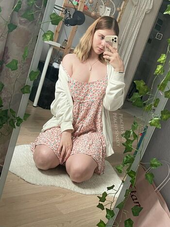 PeachySindy