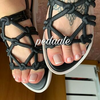 Pedaale