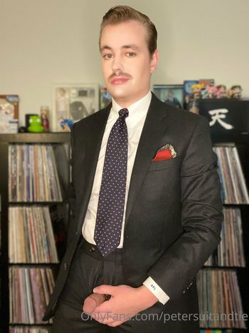 petersuitandtie