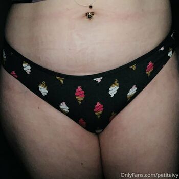 petiteivy